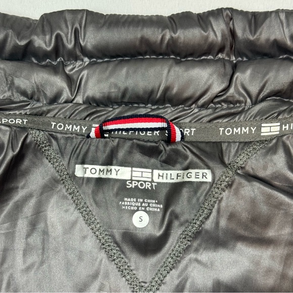 TOMMY HILFIGER Goose Down Puffer Vest - Picture 4 of 11